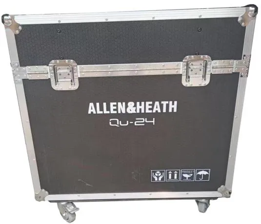 Allen-Health QU-24 Hydraulic Flight case