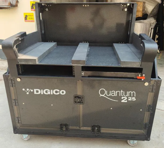 Digico quantum 225 Hydraulic flip case