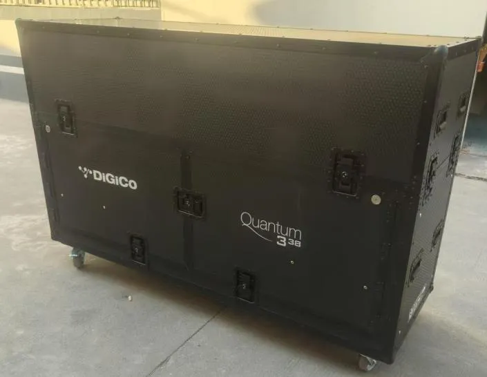 Digico quantum 338 Hydraulic flip case