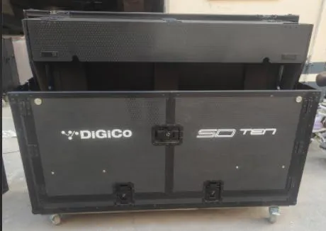 Digico SD10 Hydraulic Flight case