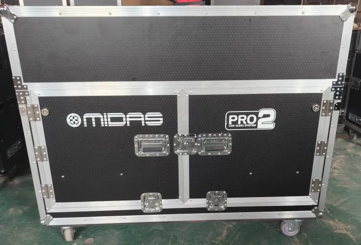 Midas PRO2 Hydraulic Flight case